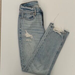 American Eagle. Size 00. Highest Rise 90s boyfriend ripped jeans.